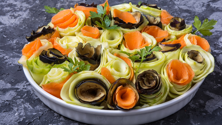 Curled fresh vegetable salad