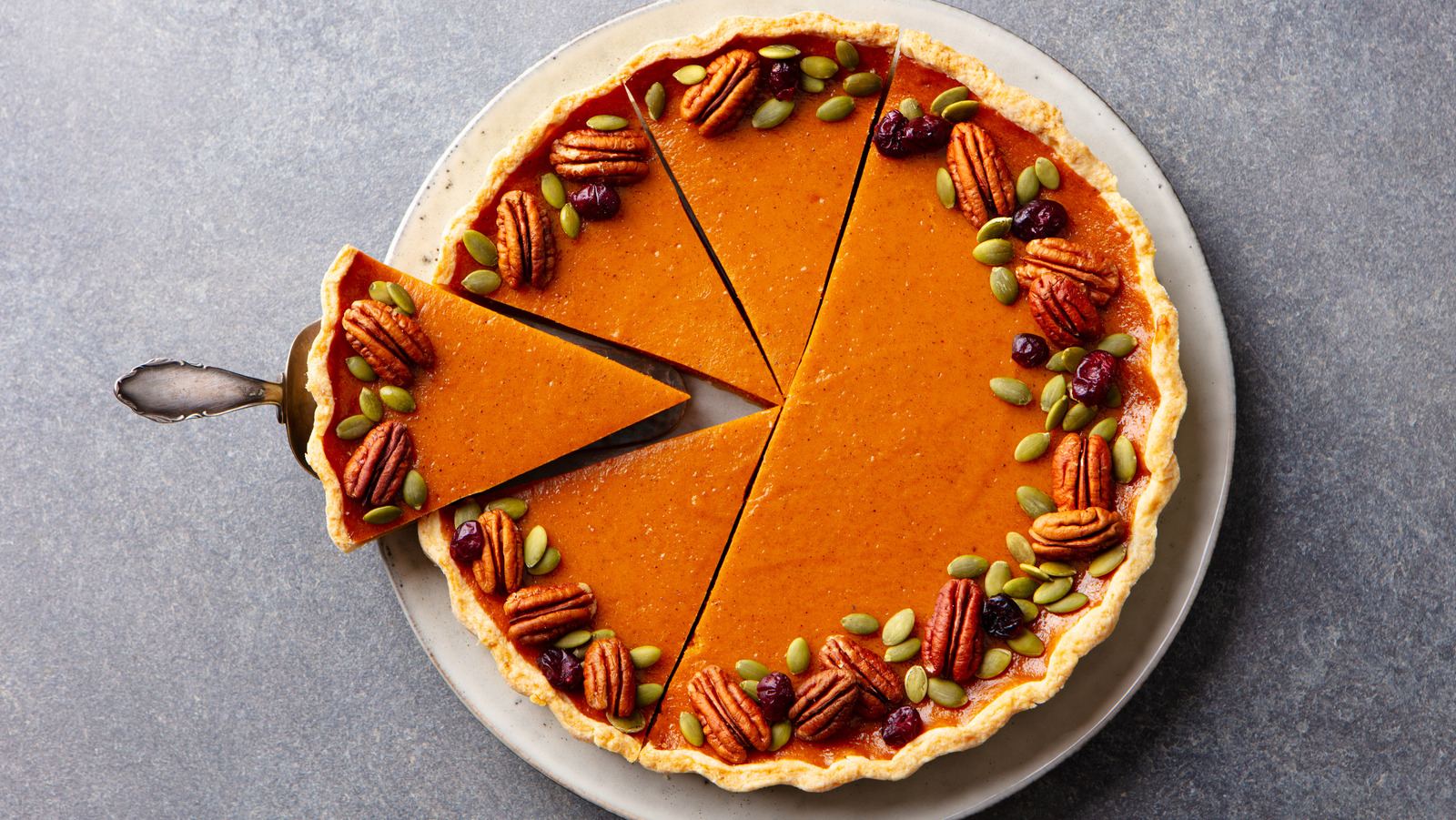 add-pumpkin-seeds-to-your-pie-crust-for-an-extra-crunch