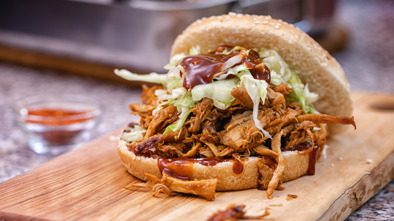 Pulled pork sandwich with cabbage