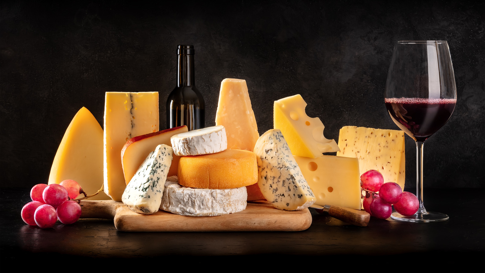 Aldi Is Rolling Out New Exclusive Cheese And Wine Pairings For The