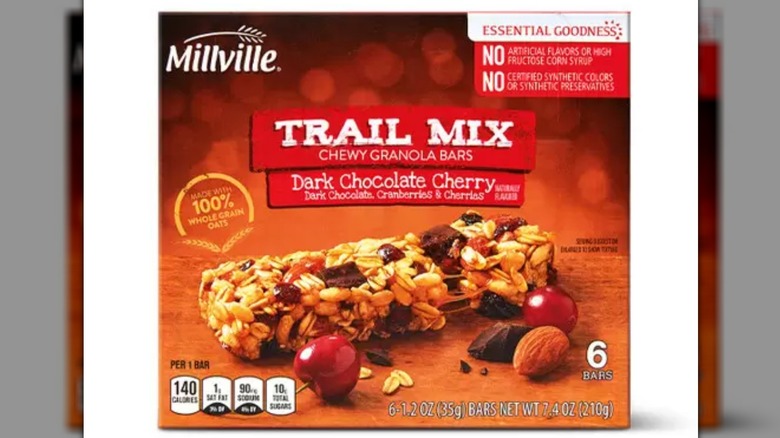 aldi-s-trail-mix-bars-are-giving-nature-valley-a-run-for-their-money