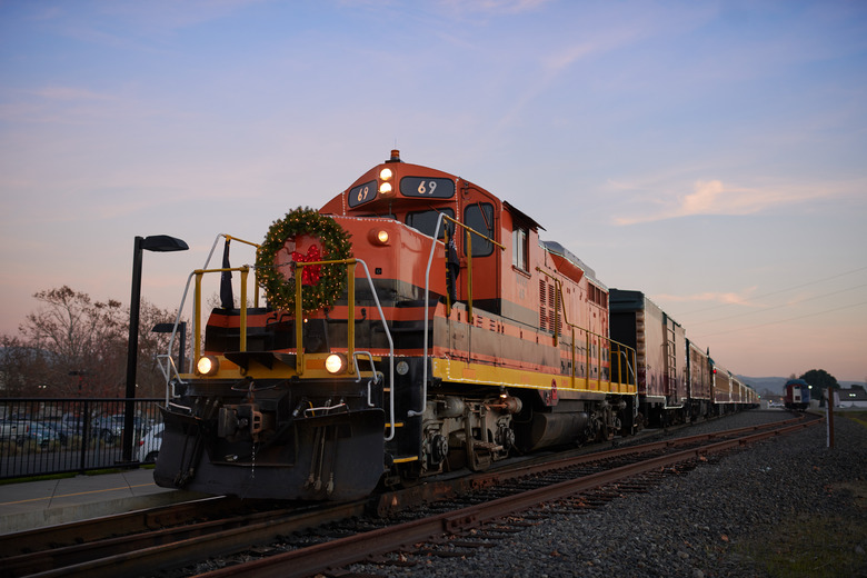 Santa Train at Napa Valley Wine Train (Napa, California)