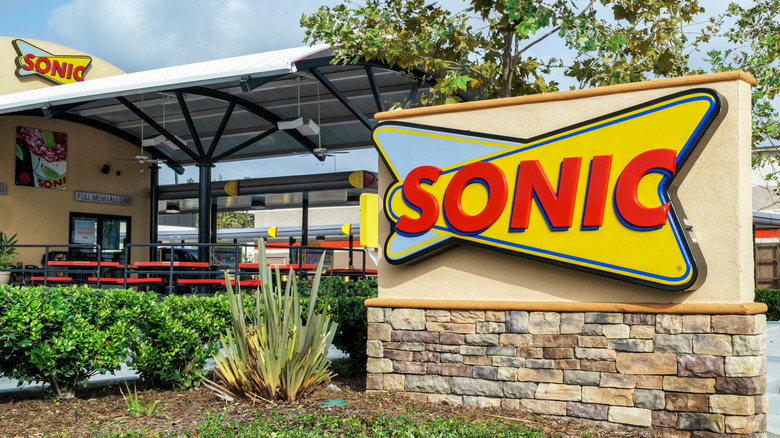 Sonic Drive-In restaurant exterior