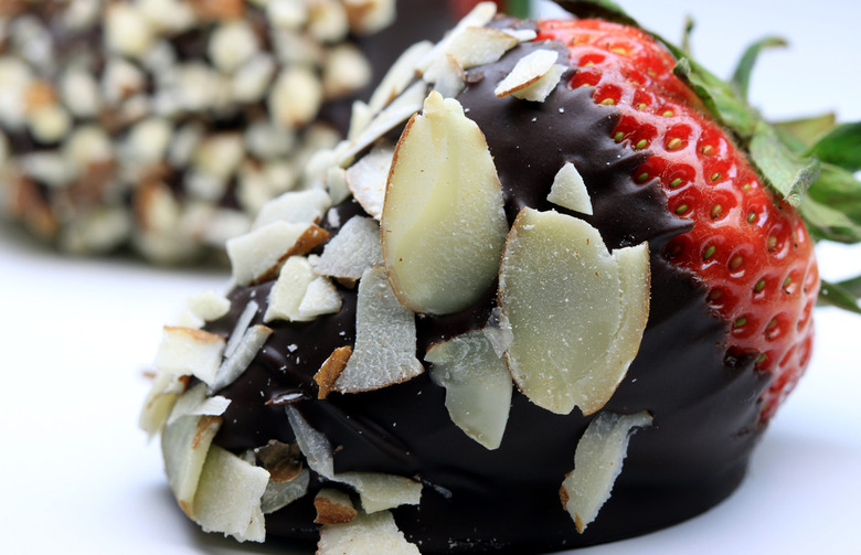 Chocolate-Dipped Strawberries