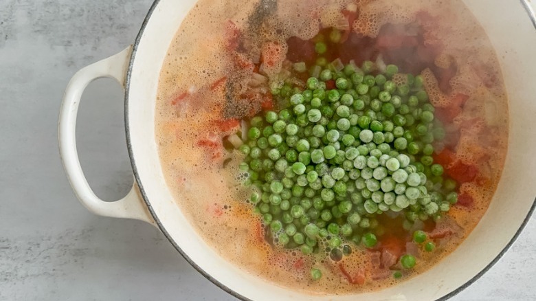 frozen peas in vegetable soup