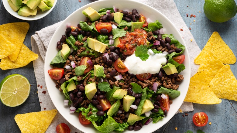 taco salad with chips