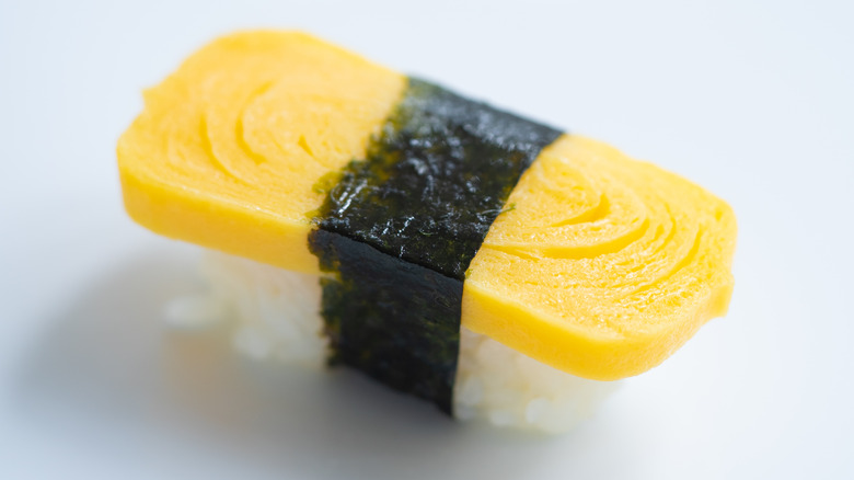 tamago nigiri sushi close up