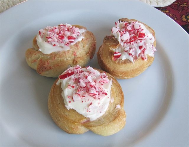 Candy Cane Crunch Rolls 