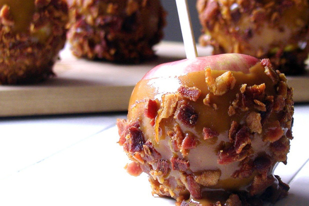 Caramel Bacon Apples 