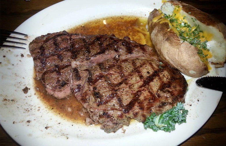 #10 Cattlemen's Steakhouse, Oklahoma City