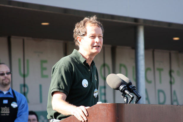 23) John Mackey, Founder and Co-CEO, Whole Foods Market