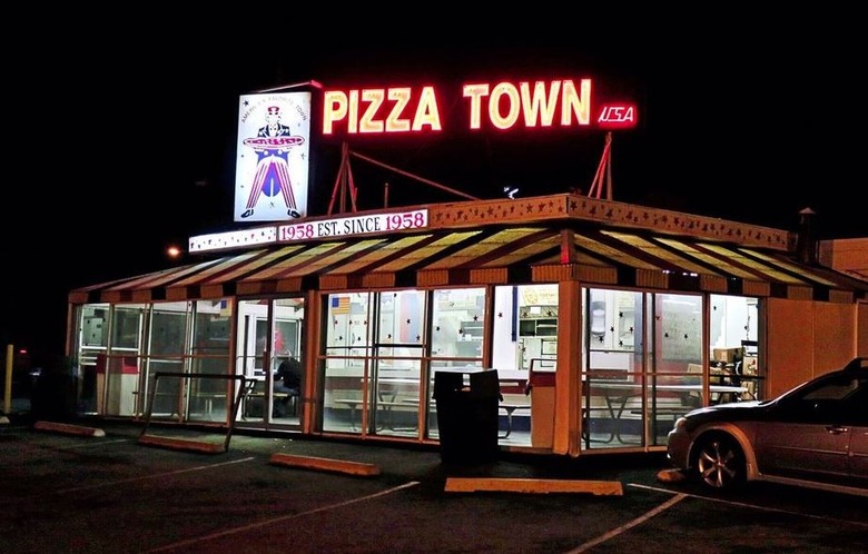 Pizza Town USA (Elmwood Park, New Jersey) 