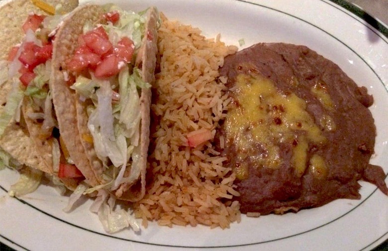 #4 El Real Tex-Mex Café, Houston: Chicken Puffy Taco