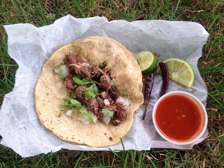 #6 Birrieria Zaragoza, Chicago: Birria Tatemada