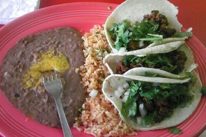 #60 La Ranchera, Abilene, Texas: Lengua