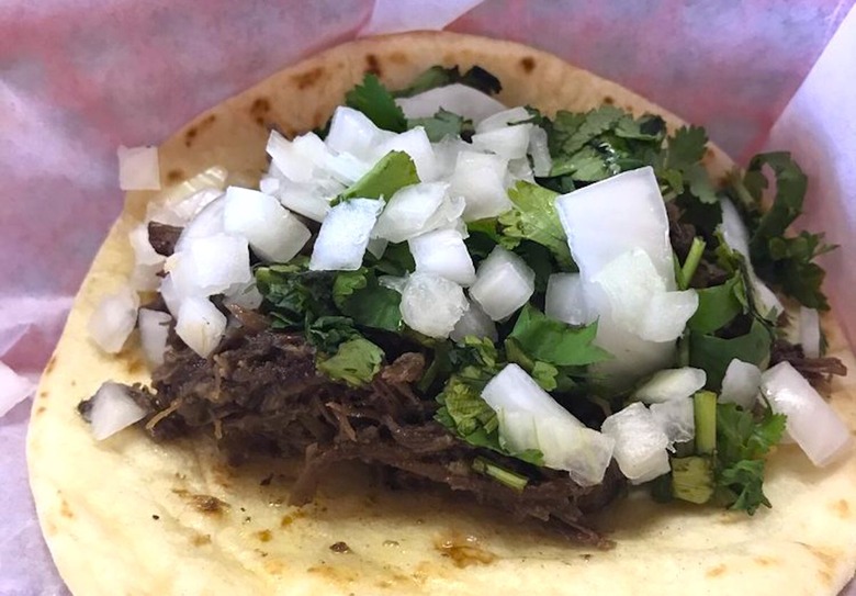 #23 Bob's Taco Station, Rosenberg, Texas: Barbacoa