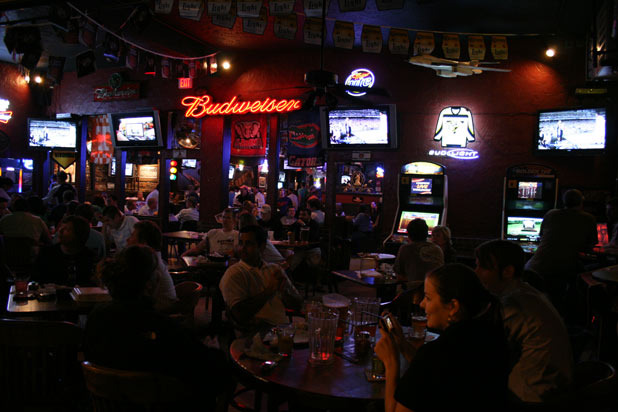 15. Sam's Sports Grill (Nashville, Tenn.)