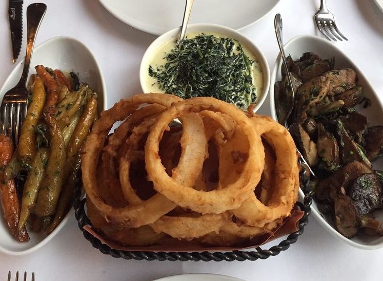 Onion Rings: Porter House Bar & Grill, New York