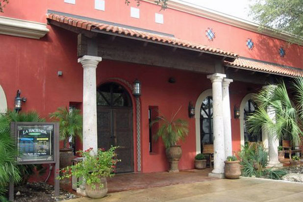 La Hacienda de los Barrios — San Antonio