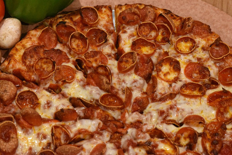 #25 Mountain Mike's Pizza