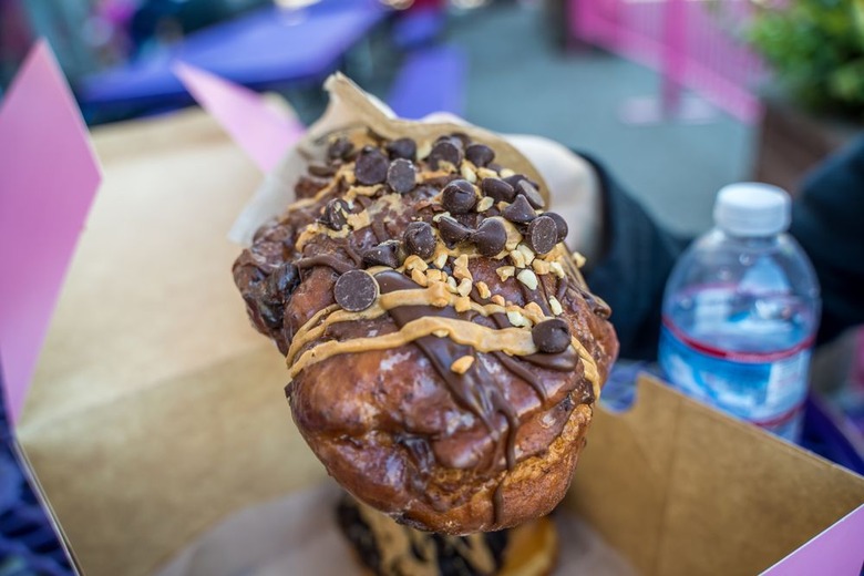 Voodoo Doughnut, Various Locations: The Memphis Mafia