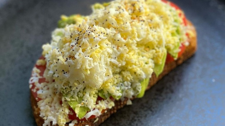 Grated egg and avocado toast 