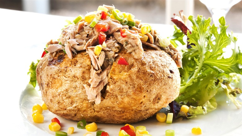 Baked potato with tuna and corn 