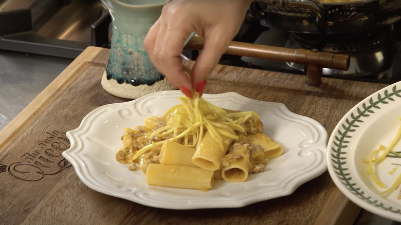 pasta with jullienne apples