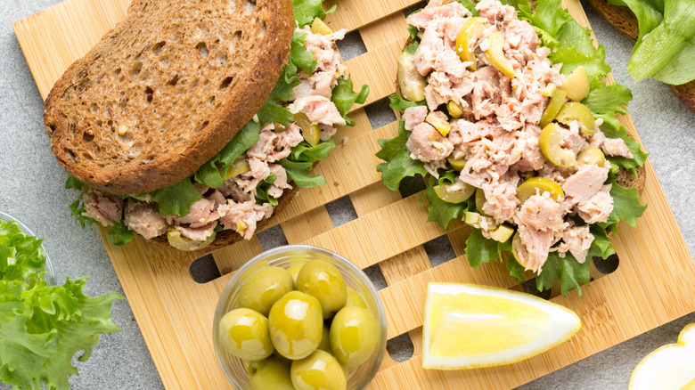 Tuna salad sandwich with olives