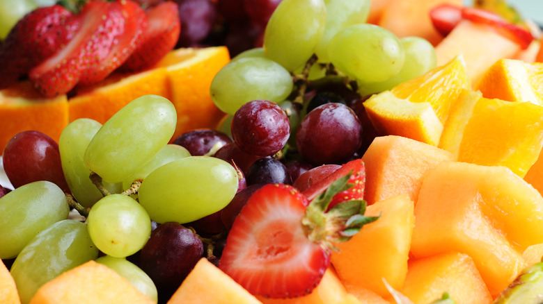 Pile of various fruit