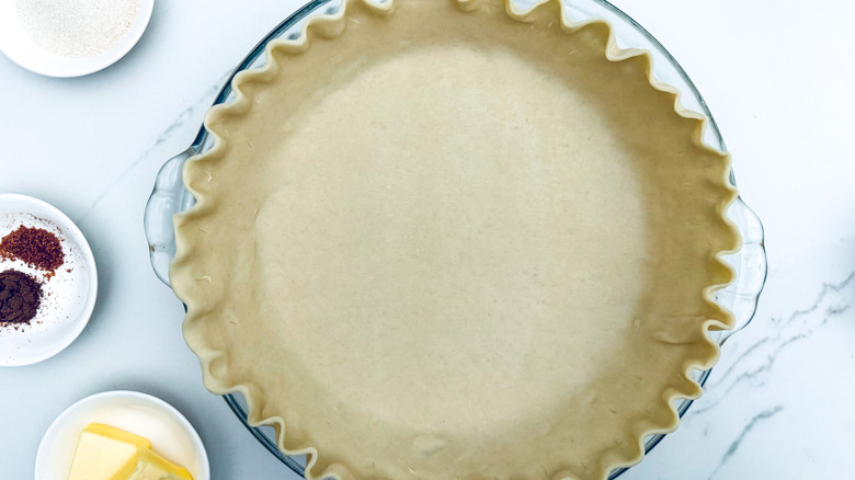 pie crust in dish