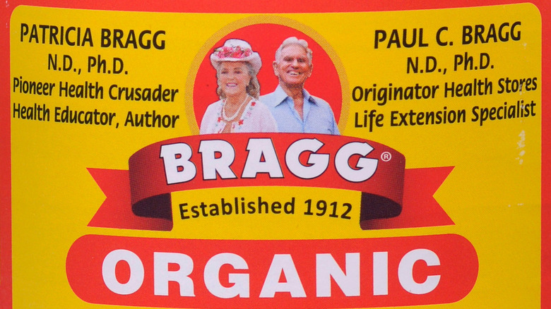 Bragg's apple cider label