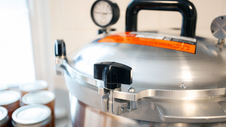 Lid of a pressure canner