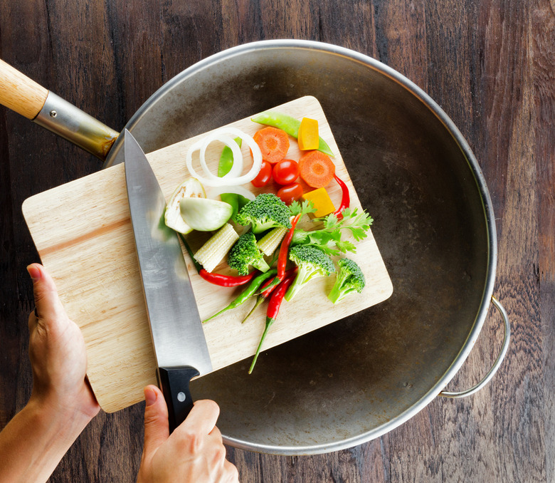 Can you cut in a nonstick pan?