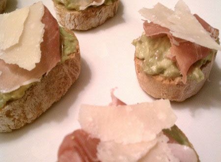 Avocado And Prosciutto Crostini Recipe