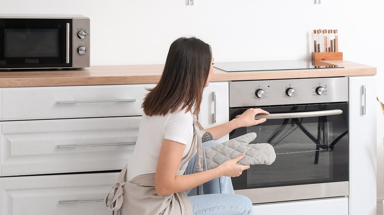 inspecting a cooking appliance