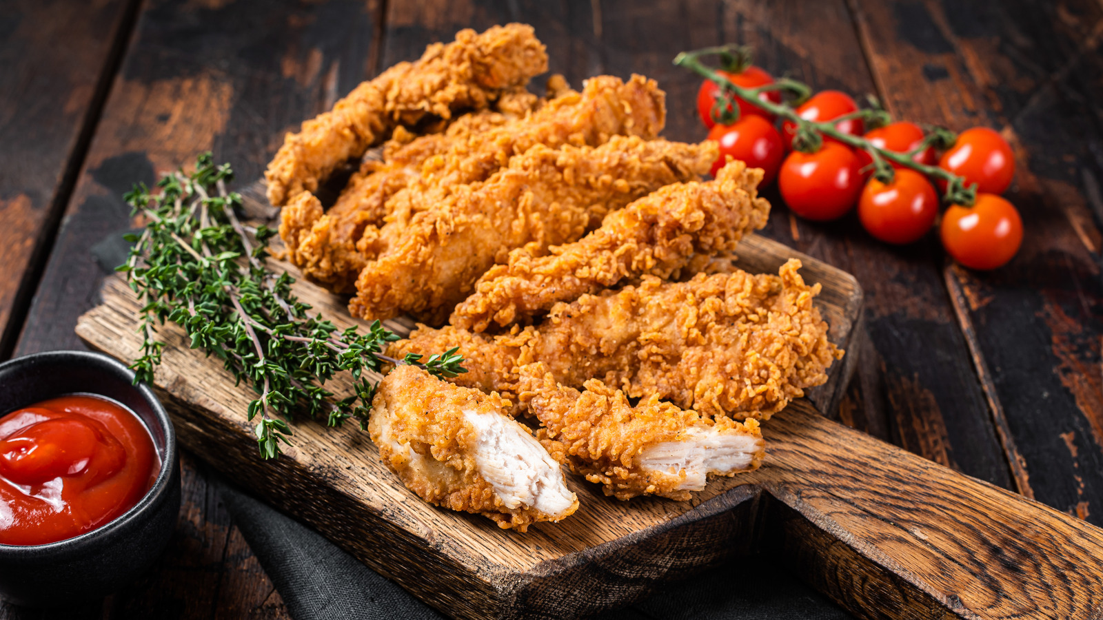 avoid-this-mistake-to-keep-fried-chicken-breading-in-place