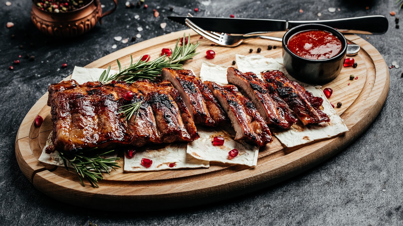 Baby Back Ribs vs Spareribs: What's the Difference?