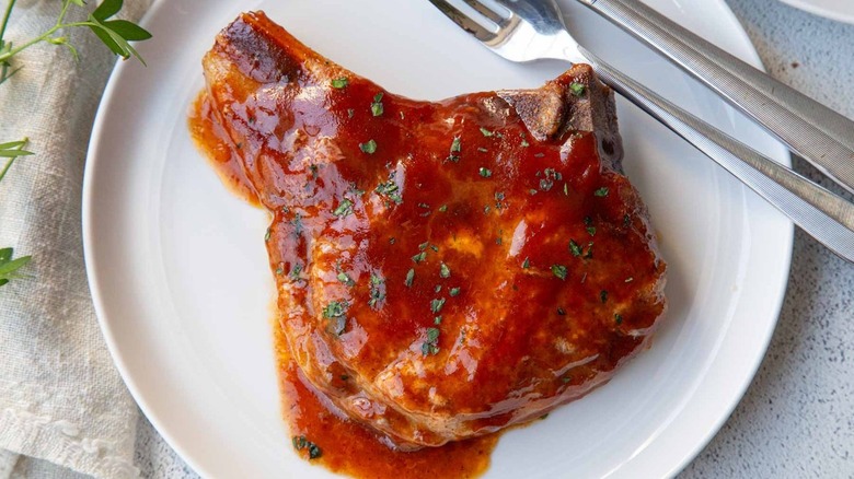 pork chops with barbecue sauce