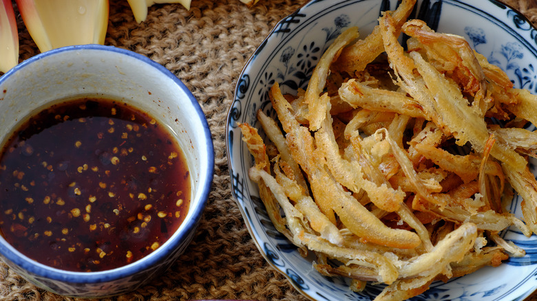 Fried banana blossoms