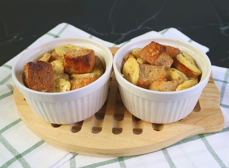 Hawaii: Banana bread pudding