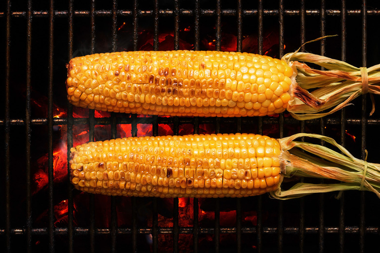 Grilled Corn and Figs With Balsamic Reduction