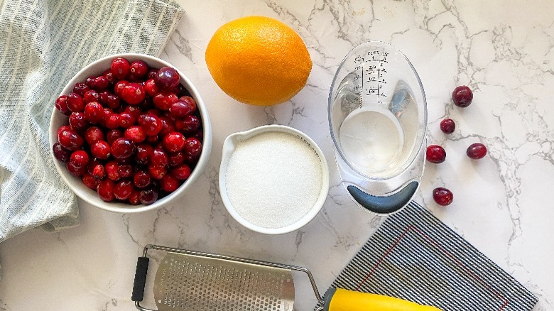 cranberry sauce ingredients