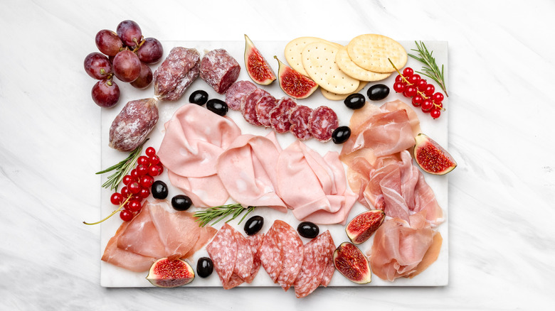 Overview of a no-cheese charcuterie board