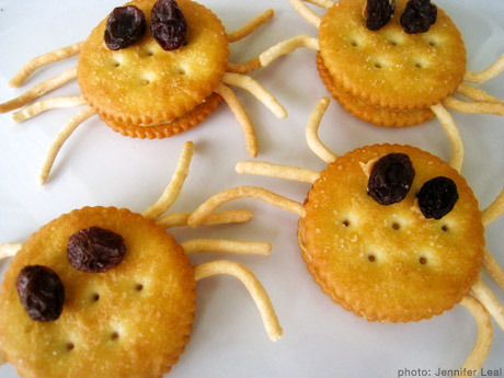 Spooky Spider Crackers