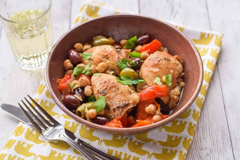 Slow Cooker Chicken with Olives and Peppers