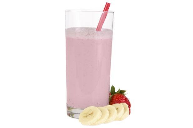 Protein Shake with Banana and Berries