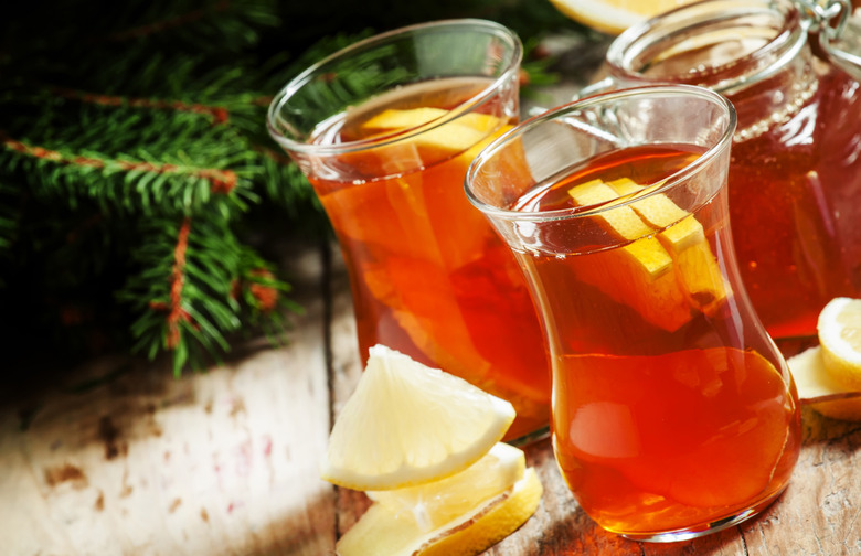 Beyond Eggnog: 10 Festive Holiday Drinks 