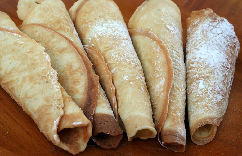 Krumkake (Scandinavia)