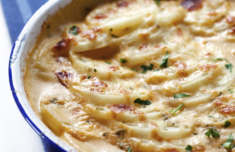 Cheesy Scalloped Potatoes